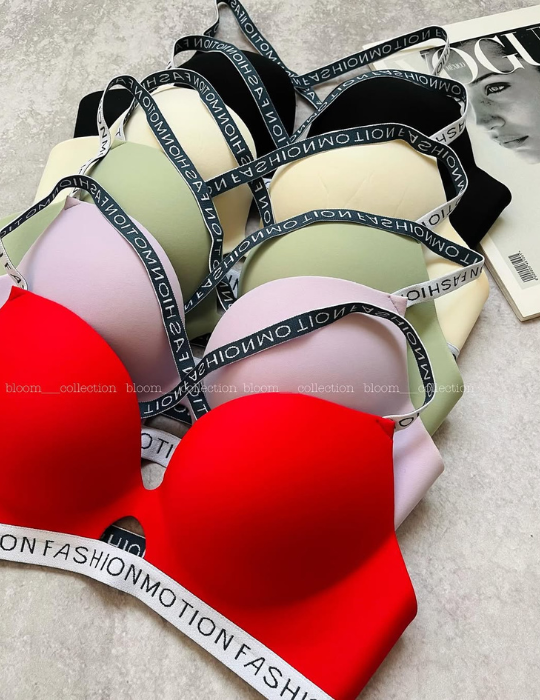 Comfortable Seamless Push-Up Lingerie Set – Lifting Bra & Panty Duo